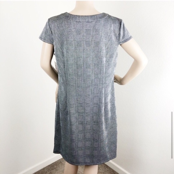 NEW EnFocus Studio metallic silver zippered dress - Picture 5 of 8
